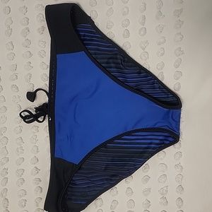 Lululemon reversible bikini bottom